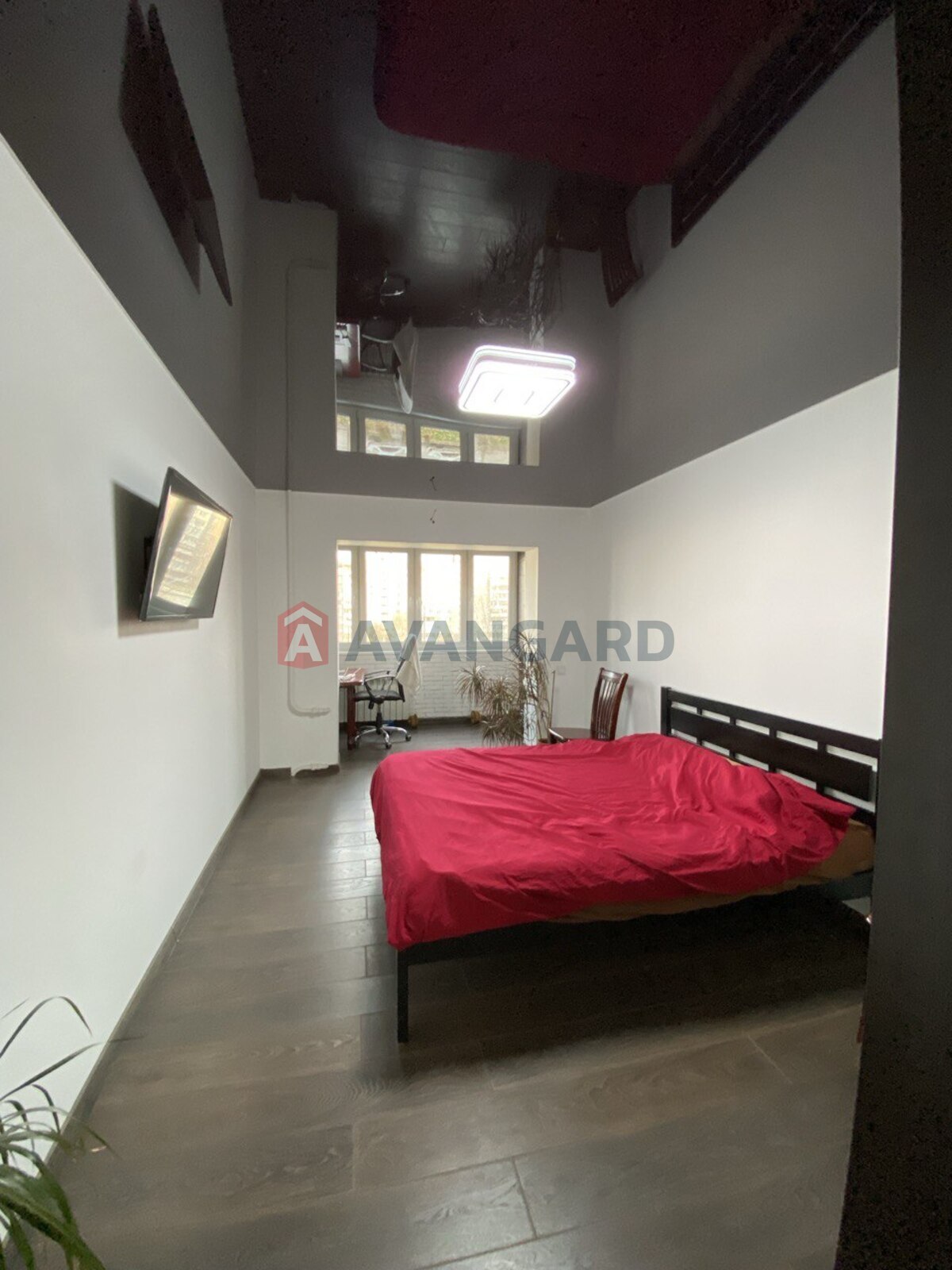 3 . , 70/-/8 . ., 4/9   11