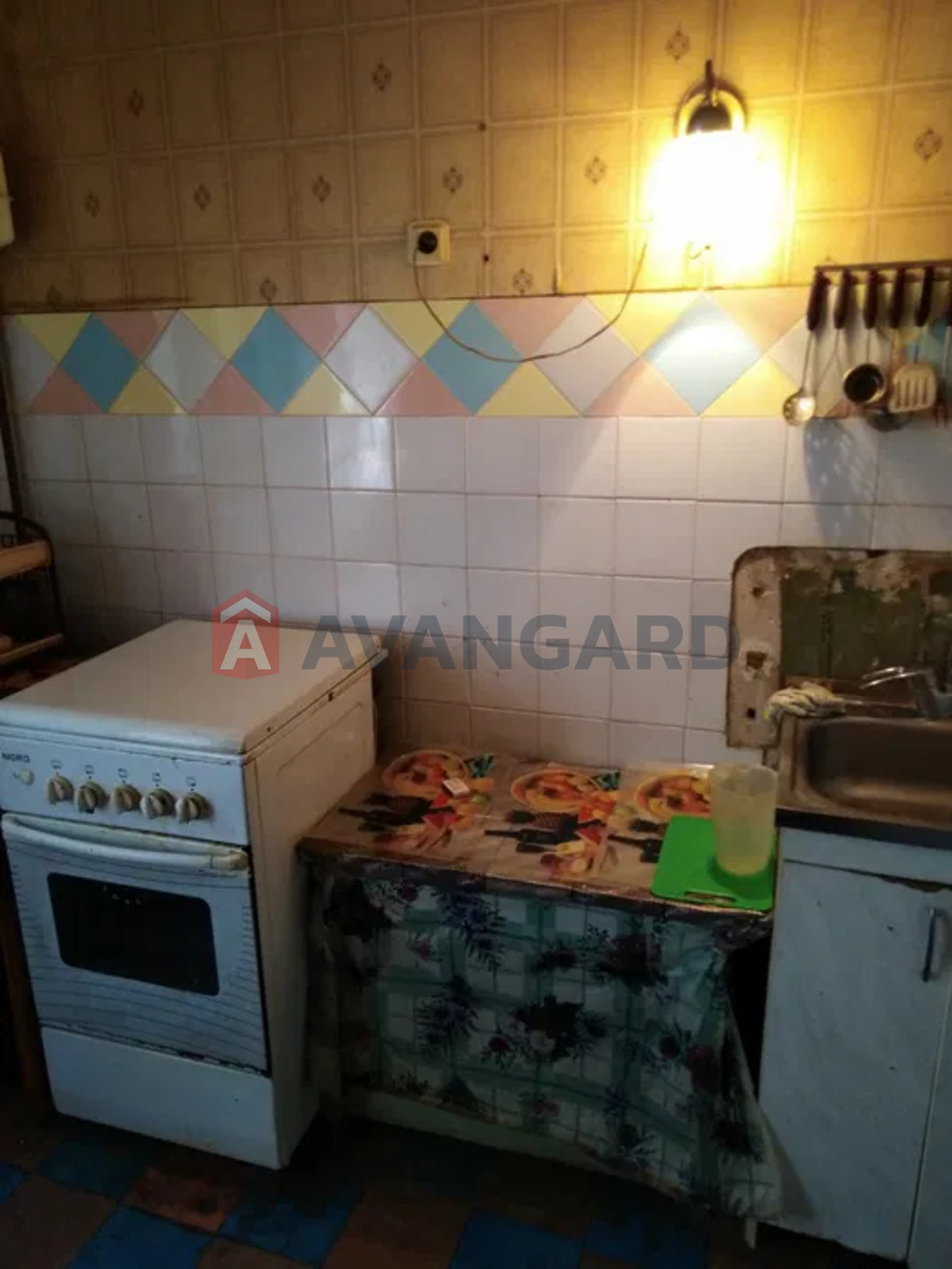 2 ��. ��������, 51/-/8 ��. �., 1/5 ������ ���� 6