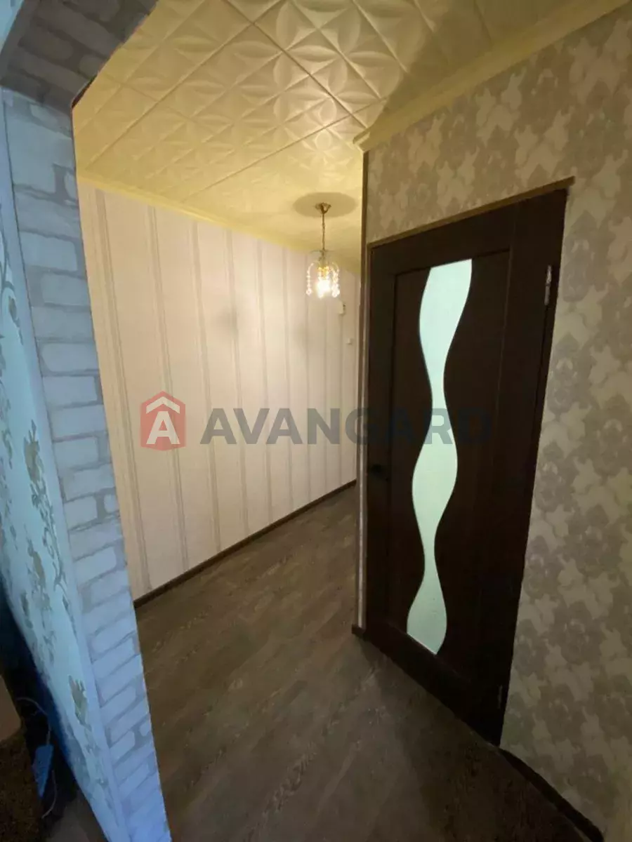 1 ��. ��������, 31/-/10 ��. �., 5/5 ������ ���� 5