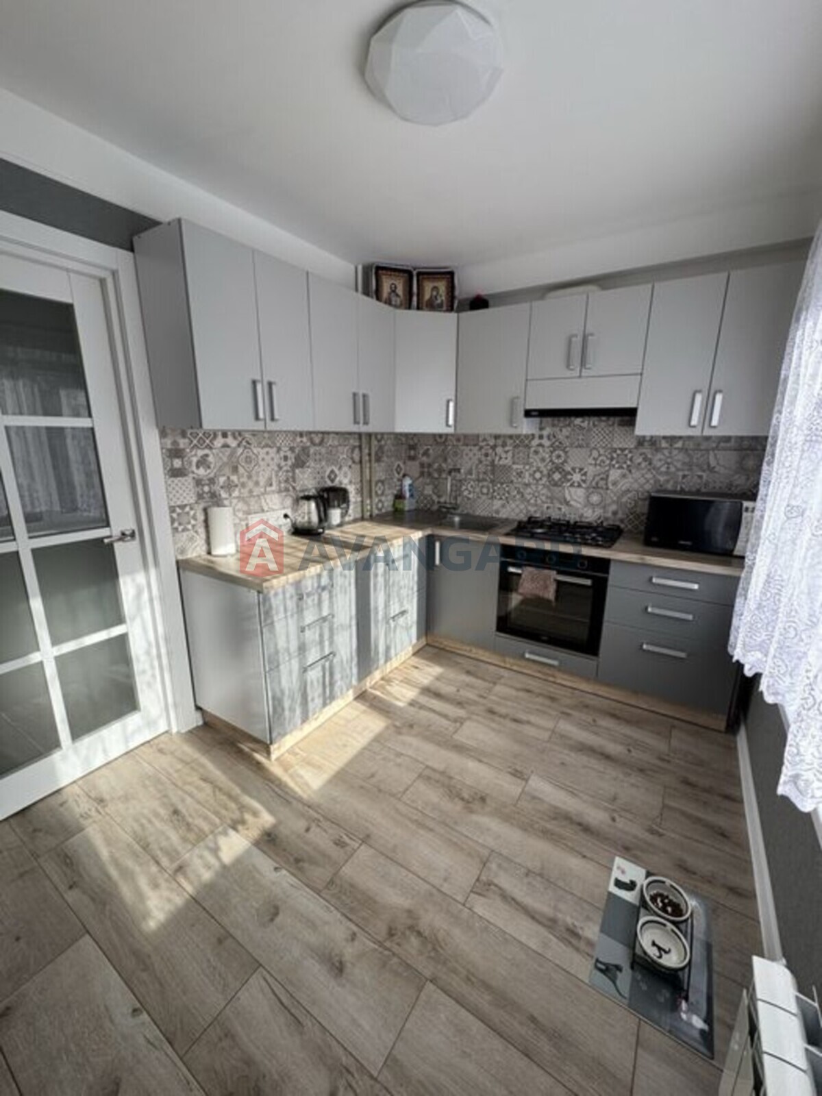 2 ��. ��������, 50/-/9 ��. �., 5/9 ������ ���� 6