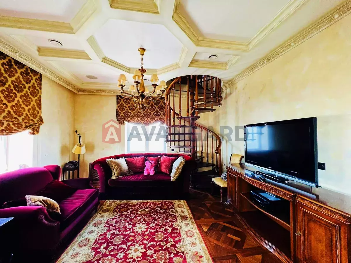 4 ��. ��������, 300/-/25 ��. �., 7/7 ������ ���� 11