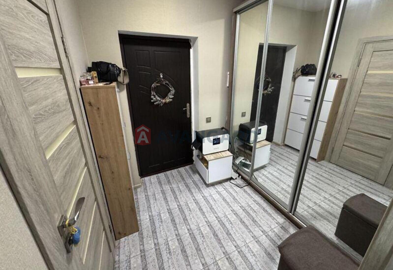 1 ����. ��������, 40/16/13 ��. �., 6/10 ���� ���� 8