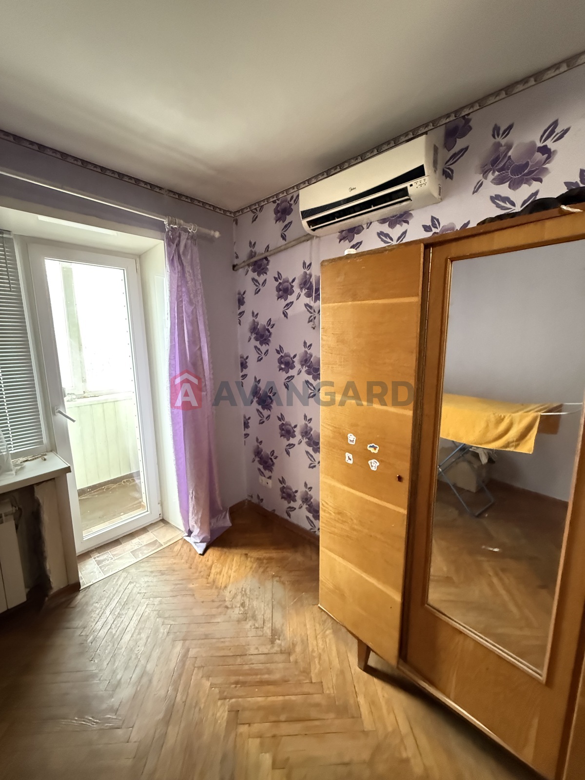 2 ��. ��������, 42/-/6 ��. �., 5/5 ������ ���� 12