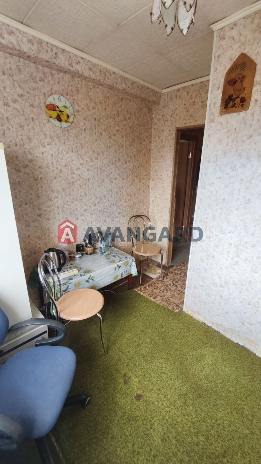 1 ��. ��������, 30,4/15,2/6,8 ��. �., 5/5 ������ ���� 5