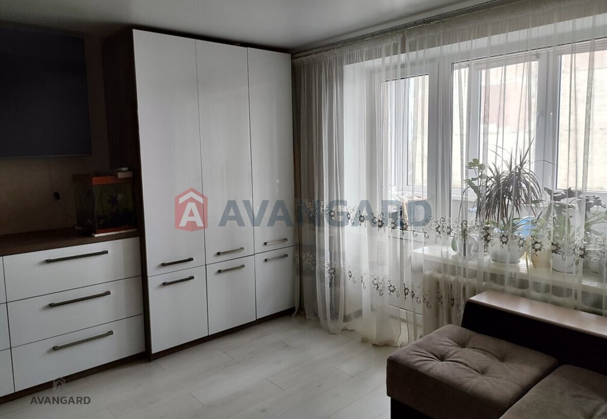 1 ����. ��������, 36/20/6 ��. �., 8/9 ���� ���� 3