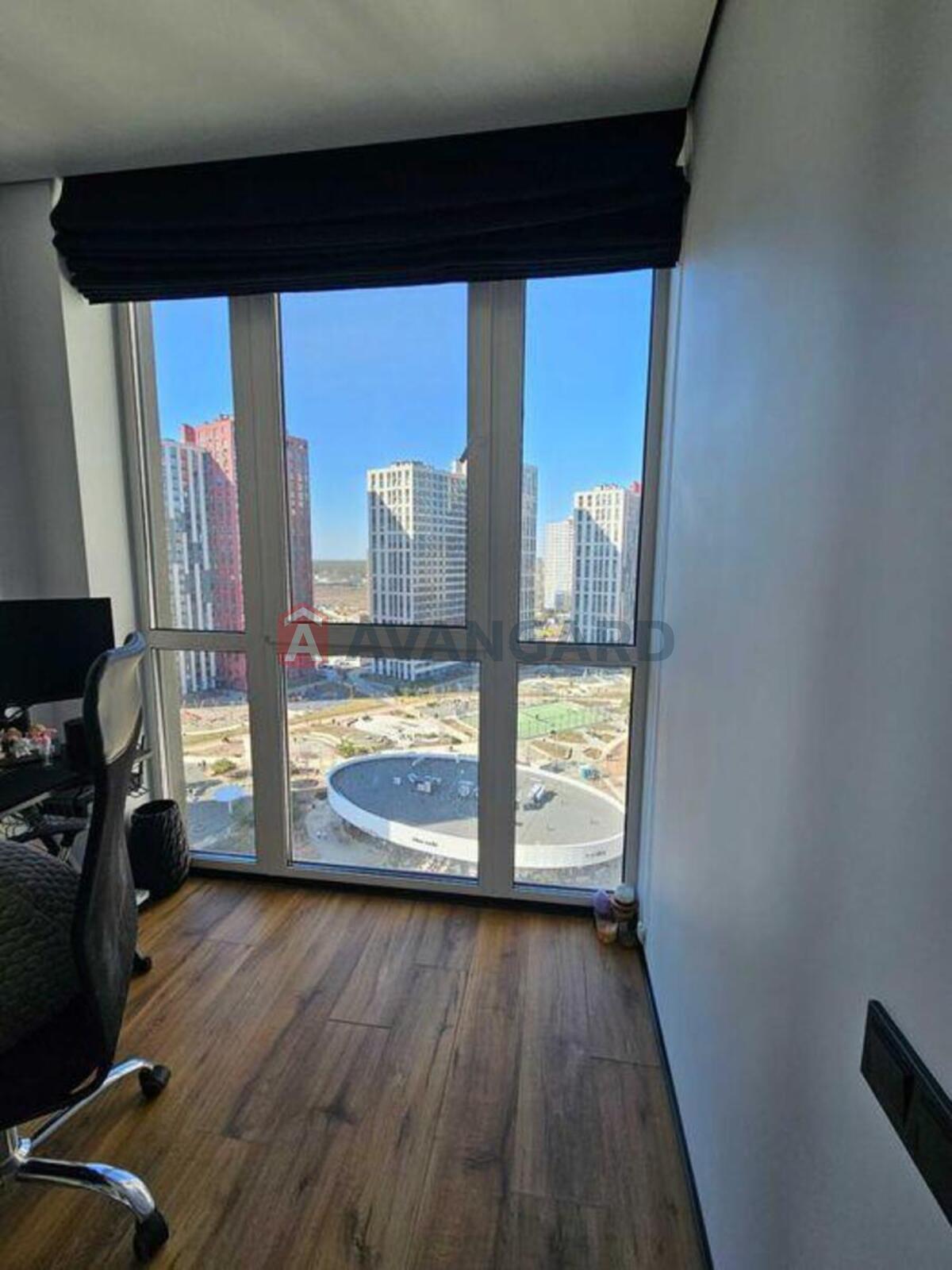 3 ����. ��������, 84/-/6 ��. �., 14/25 ���� ���� 6