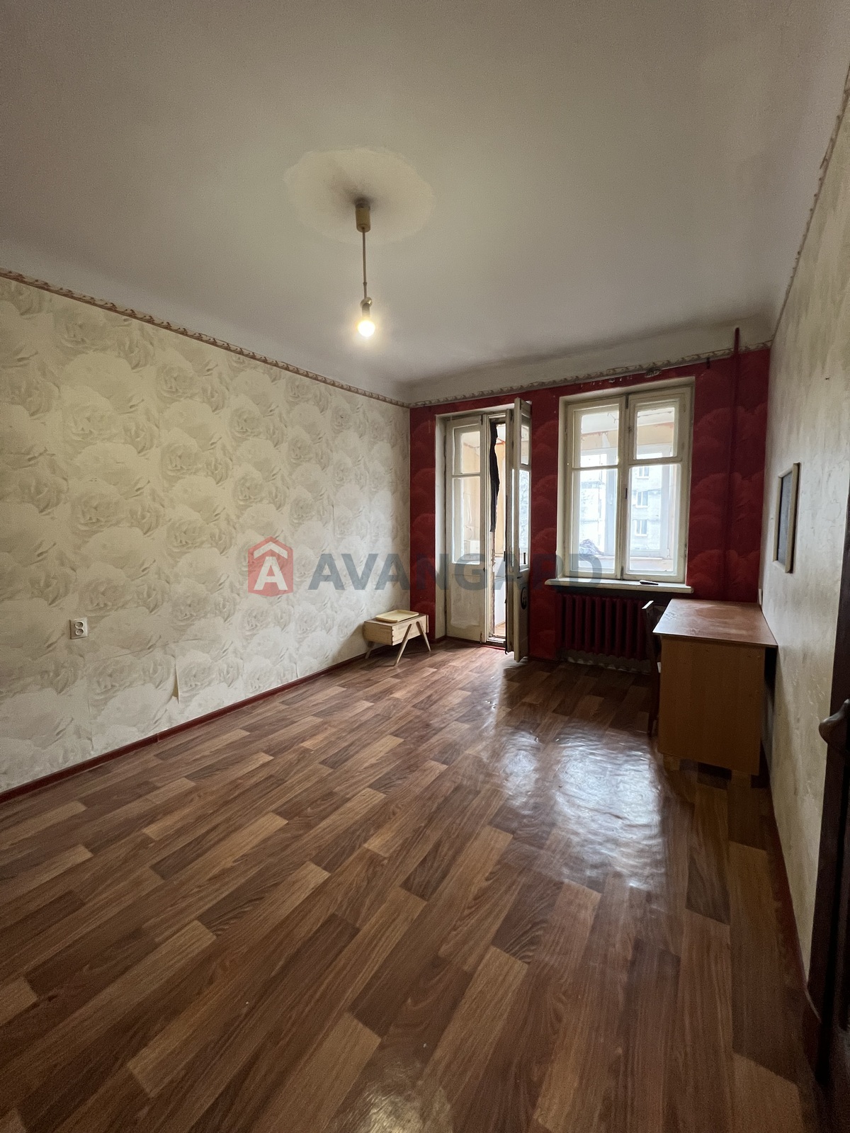 1 ��. ��������, 37/-/8 ��. �., 3/5 ������ ���� 4