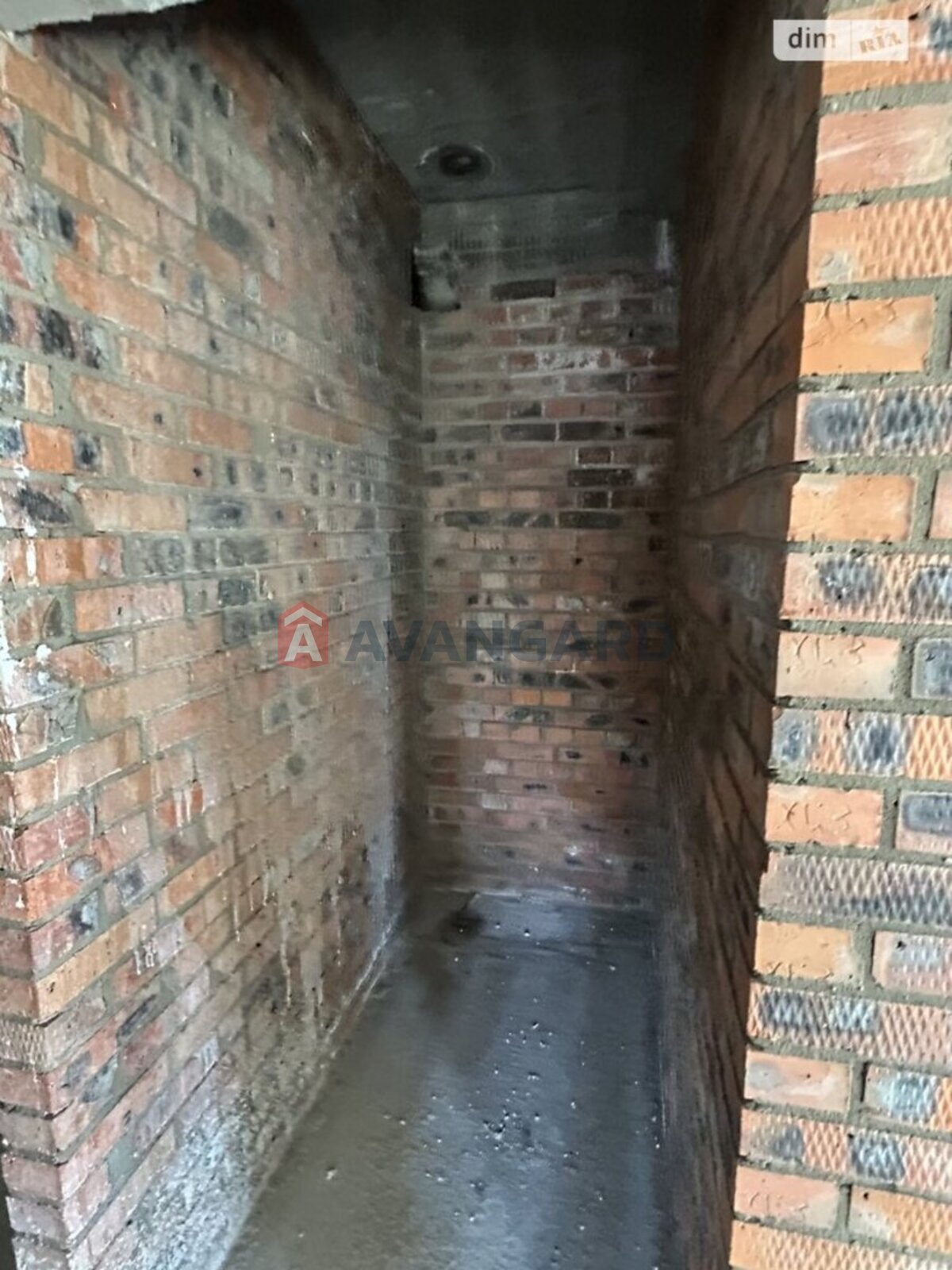 3 ��. ��������, 78/-/- ��. �., 6/10 ������ ���� 4