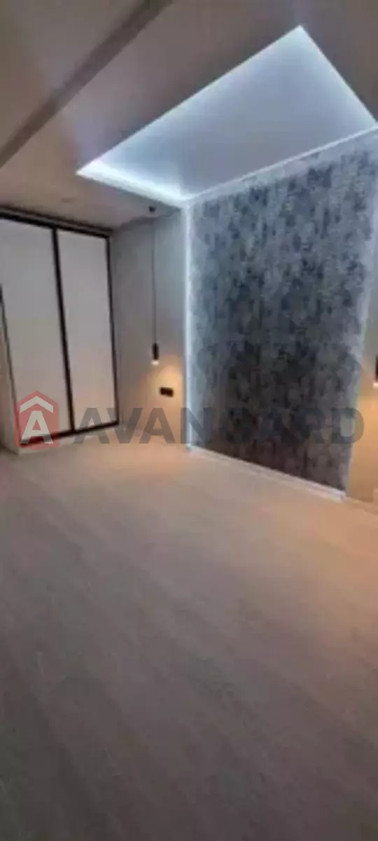 3 ��. ��������, 80/-/11 ��. �., 6/11 ������ ���� 10