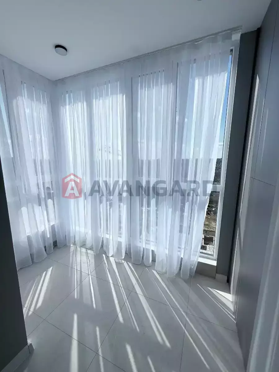 1 ��. ��������, 42/-/18 ��. �., 9/10 ������ ���� 14