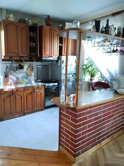 3 ��. ��������, 105/-/12 ��. �., 2/2 ������ ���� 2