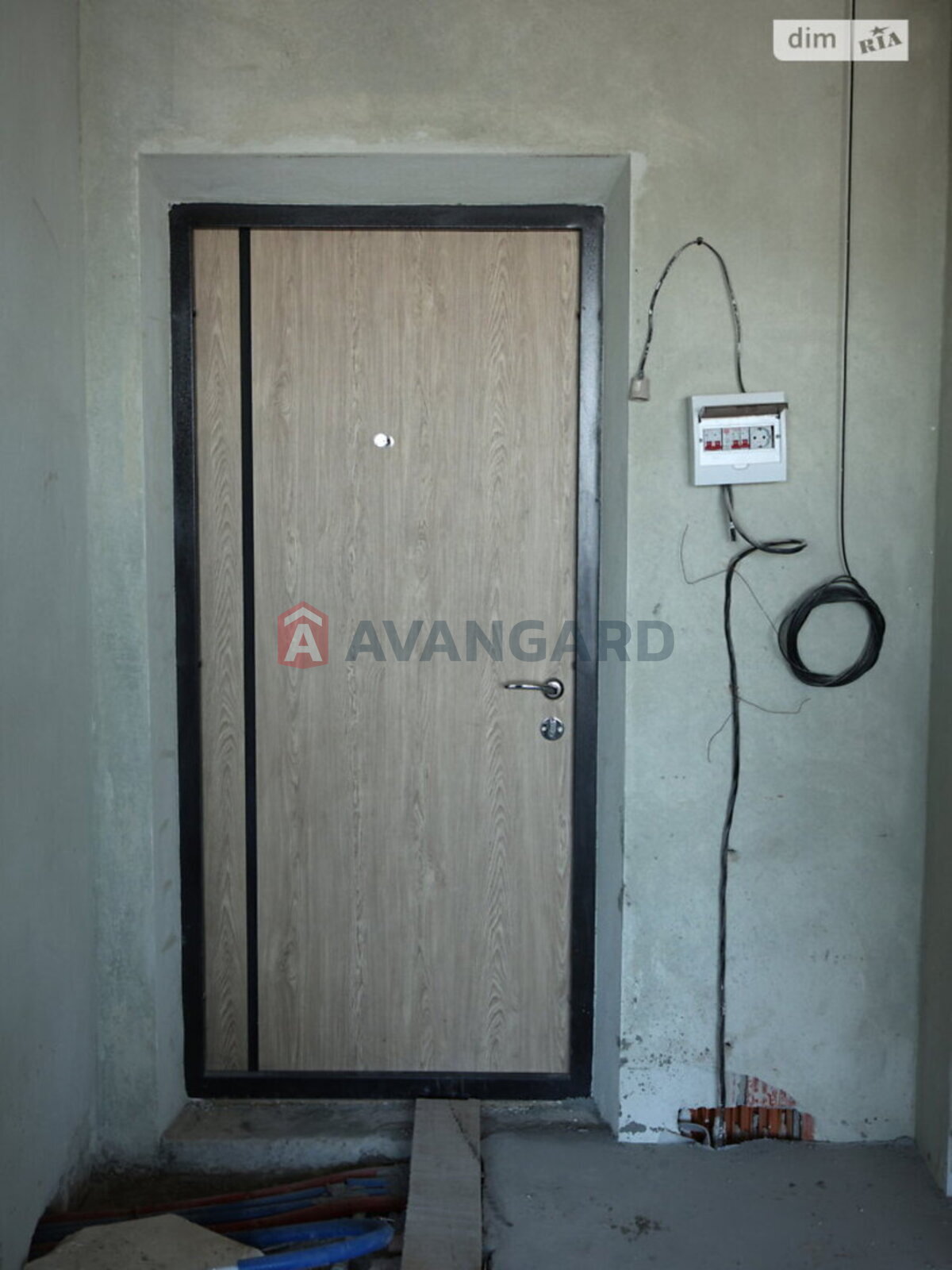 3 ����. ��������, 91/22/34 ��. �., 9/10 ���� ���� 3