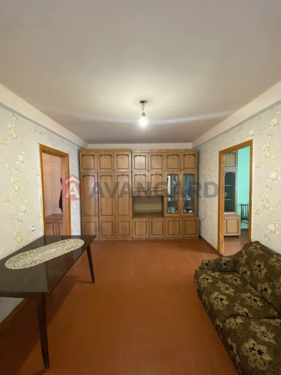 2 ��. ��������, 43/-/6 ��. �., 4/5 ������ ���� 10