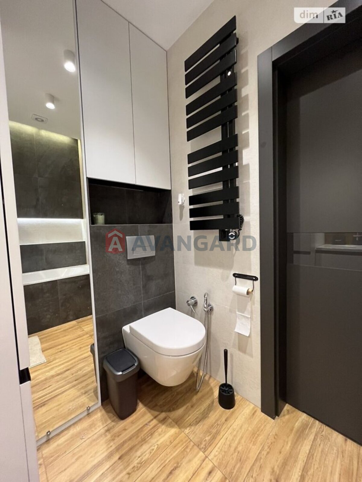 2 ����. ��������, 71/48/- ��. �., 5/6 ���� ���� 13