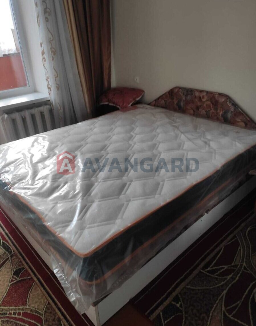 3 ����. ��������, 60/35/8 ��. �., 2/5 ���� ���� 9