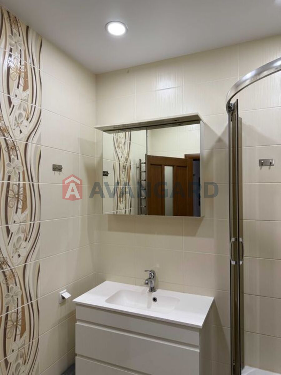 2 ��. ��������, 70/-/12 ��. �., 9/9 ������ ���� 9