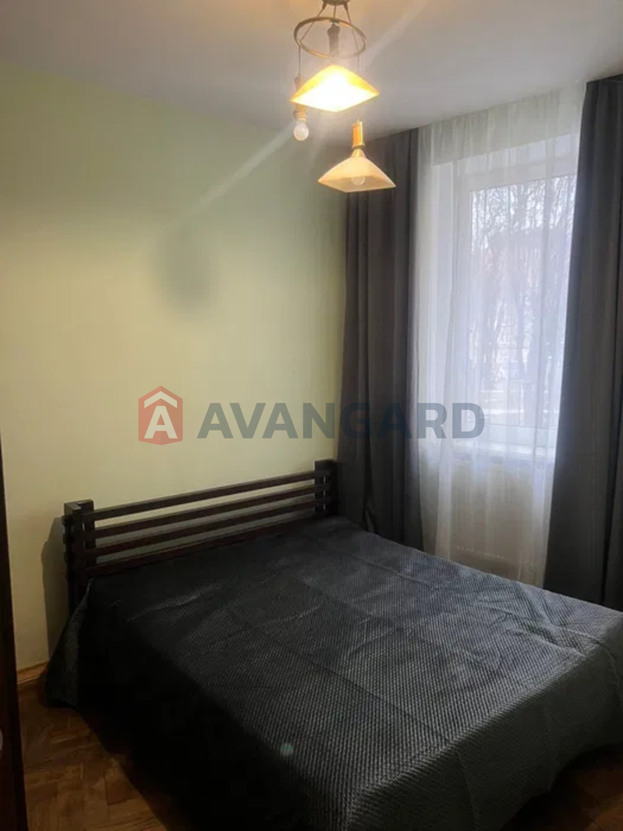 1 ����. ��������, 60/-/9 ��. �., 2/4 ���� ���� 12