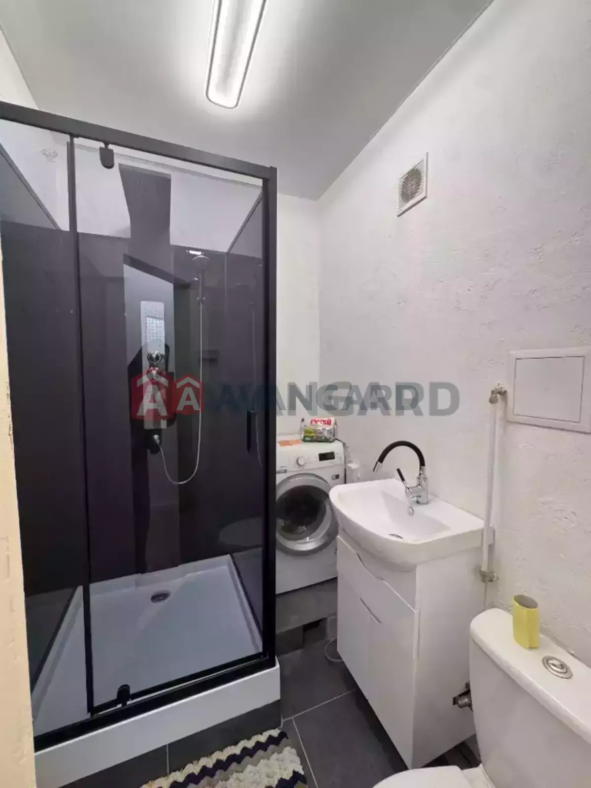 2 ��. ��������, 45/-/5 ��. �., 2/3 ������ ���� 4