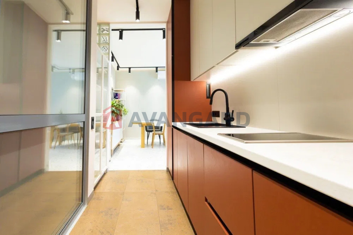 1 ��. ��������, 47/-/20 ��. �., 8/15 ������ ���� 1