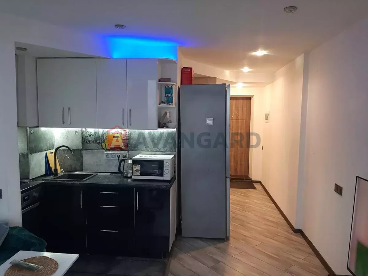 1 ��. ��������, 26/-/18 ��. �., 10/10 ������ ���� 8