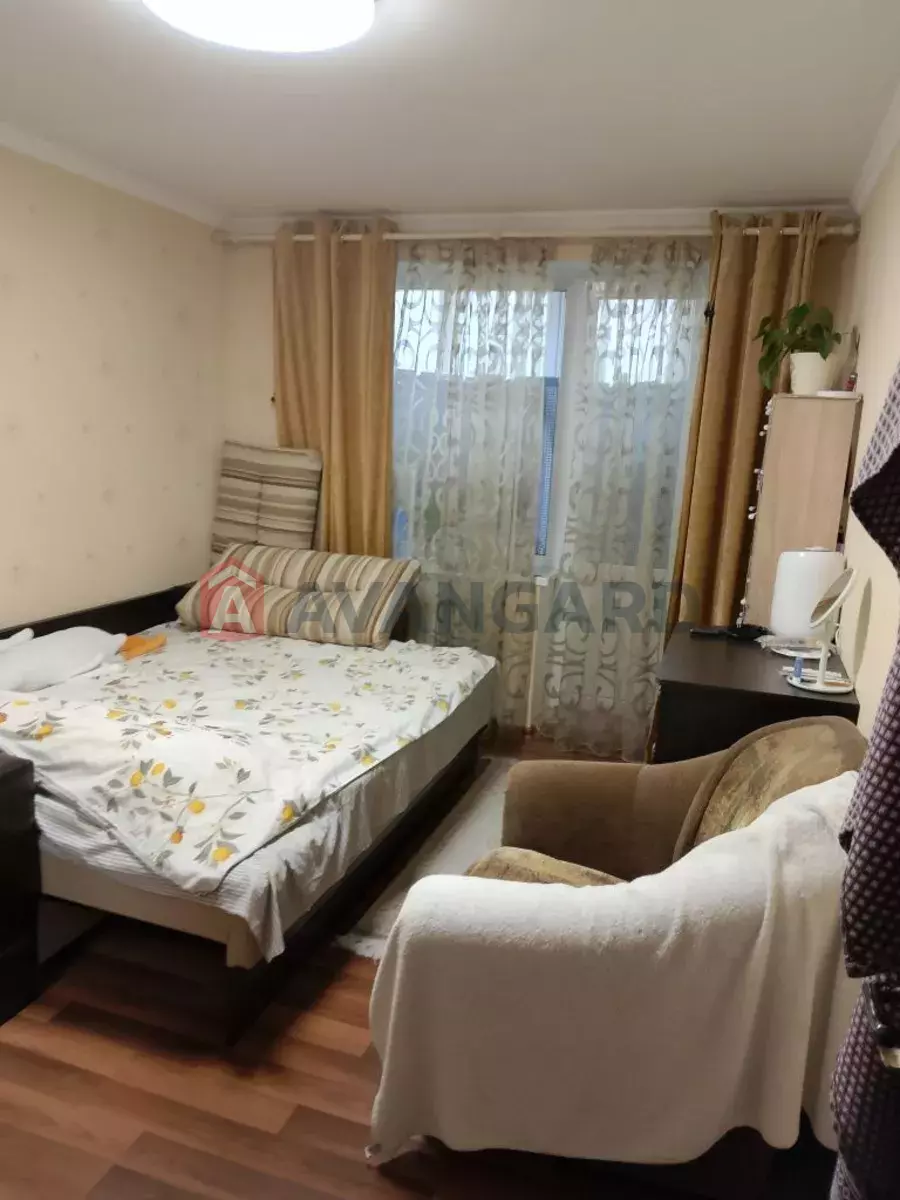 3 ��. ��������, 71/-/9 ��. �., 3/9 ������ ���� 3