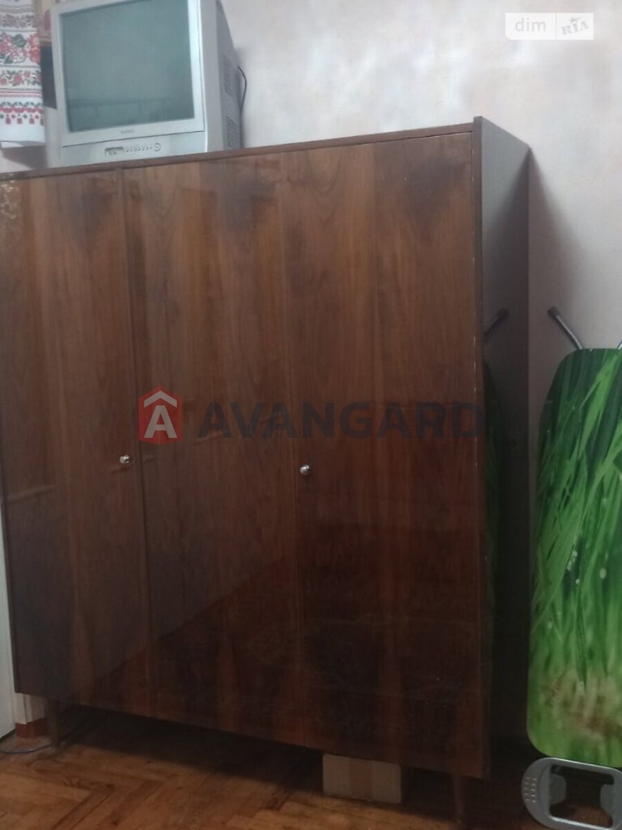 2 ��. ��������, 36/-/5 ��. �., 4/12 ������ ���� 8