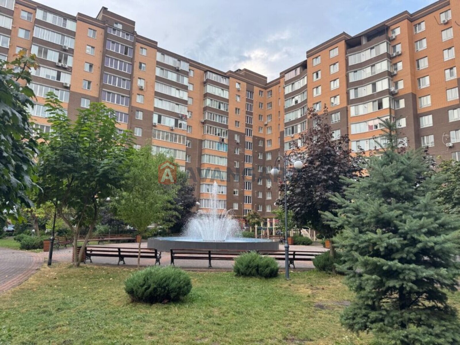 3 ��. ��������, 107/-/36 ��. �., 9/11 ������ ���� 21