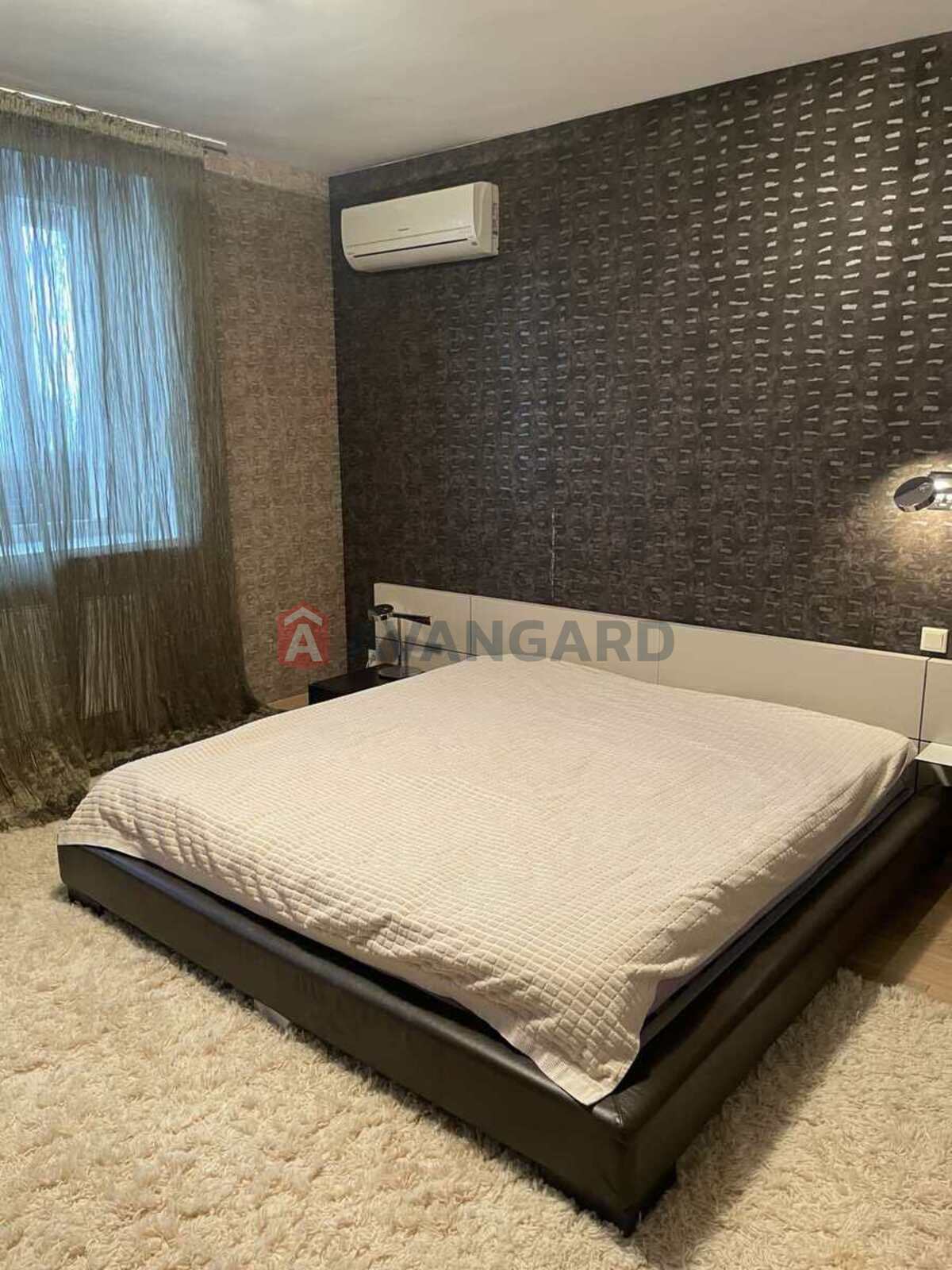 2 ��. ��������, 100/50/20 ��. �., 21/23 ������ ���� 8