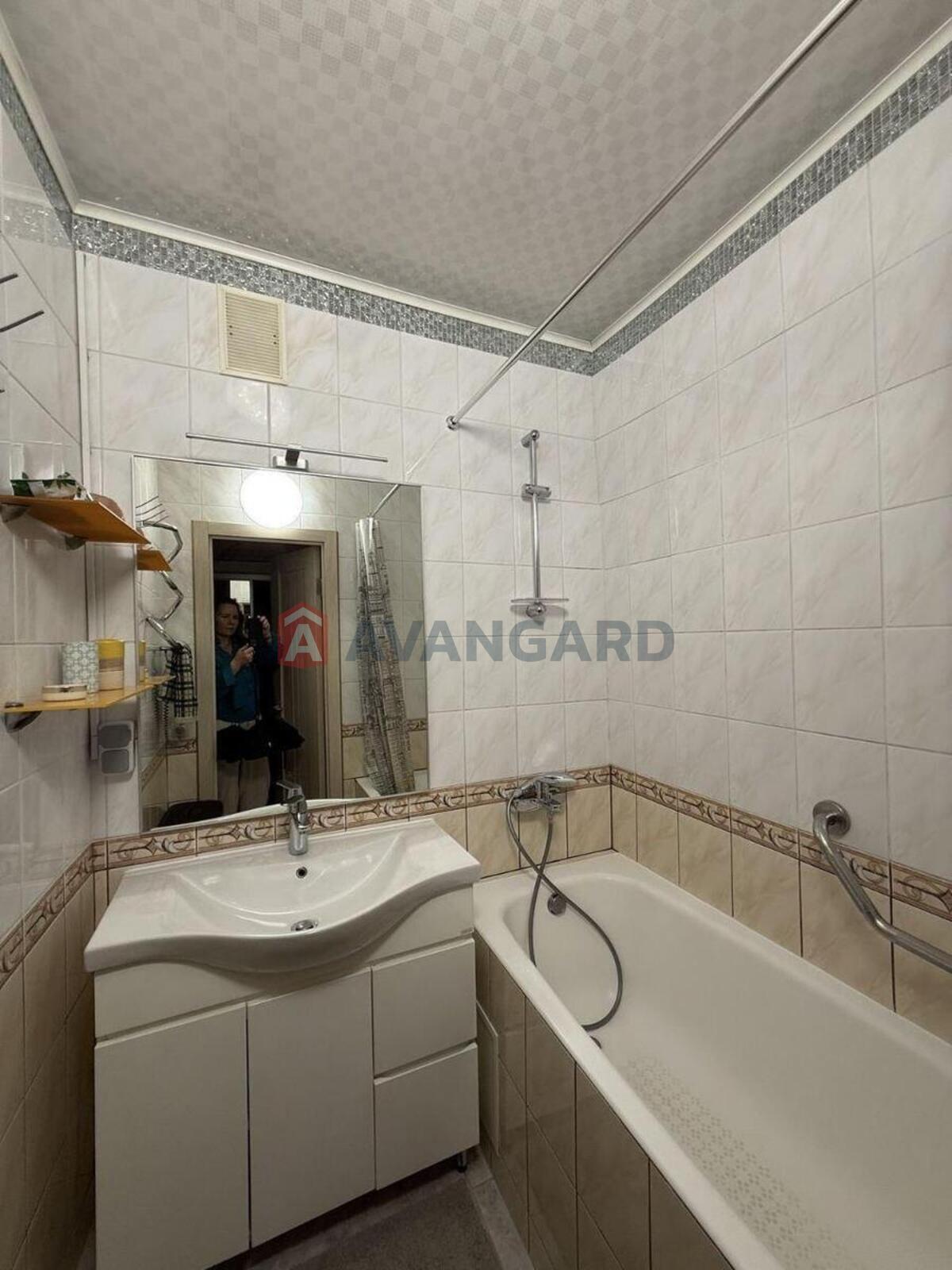 1 кім. квартира, 42/22/8 кв. м., 8/9 поверх фото 2 1 кім. квартира, 42/22/8 кв. м., 8/9 поверх фото 2