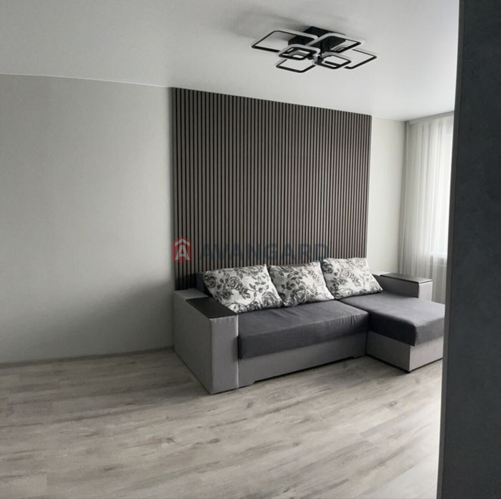 3 . , 64/-/8 . ., 9/10   7