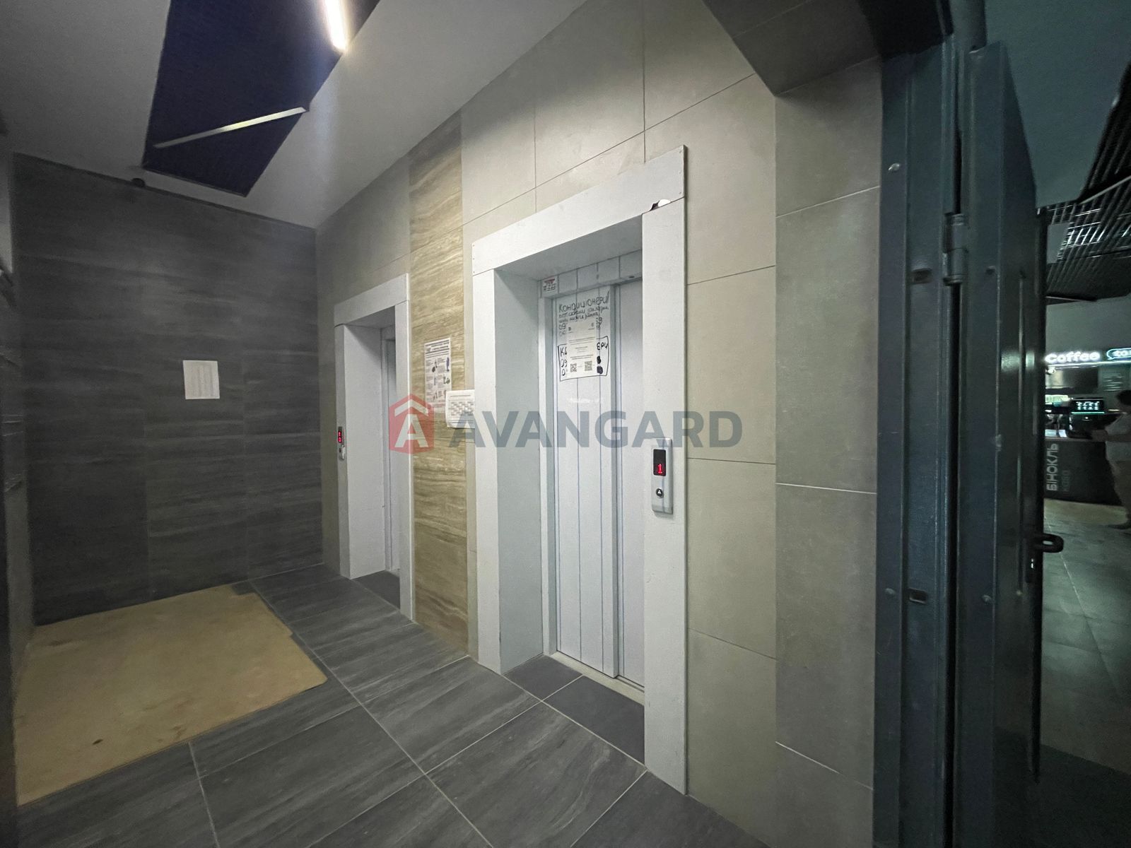 1 ��. ��������, 35/-/23 ��. �., 13/16 ������ ���� 1