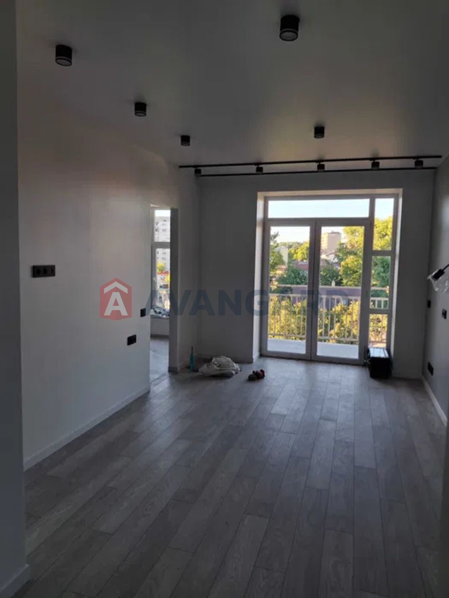 1 . , 47/-/17 . ., 5/12   3