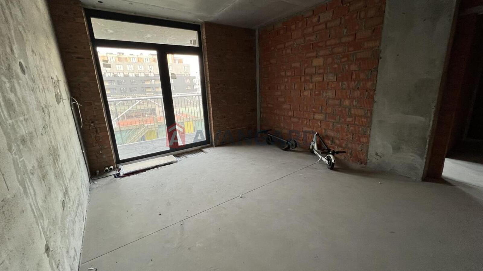 3 ��. ��������, 86/42/26 ��. �., 6/9 ������ ���� 6