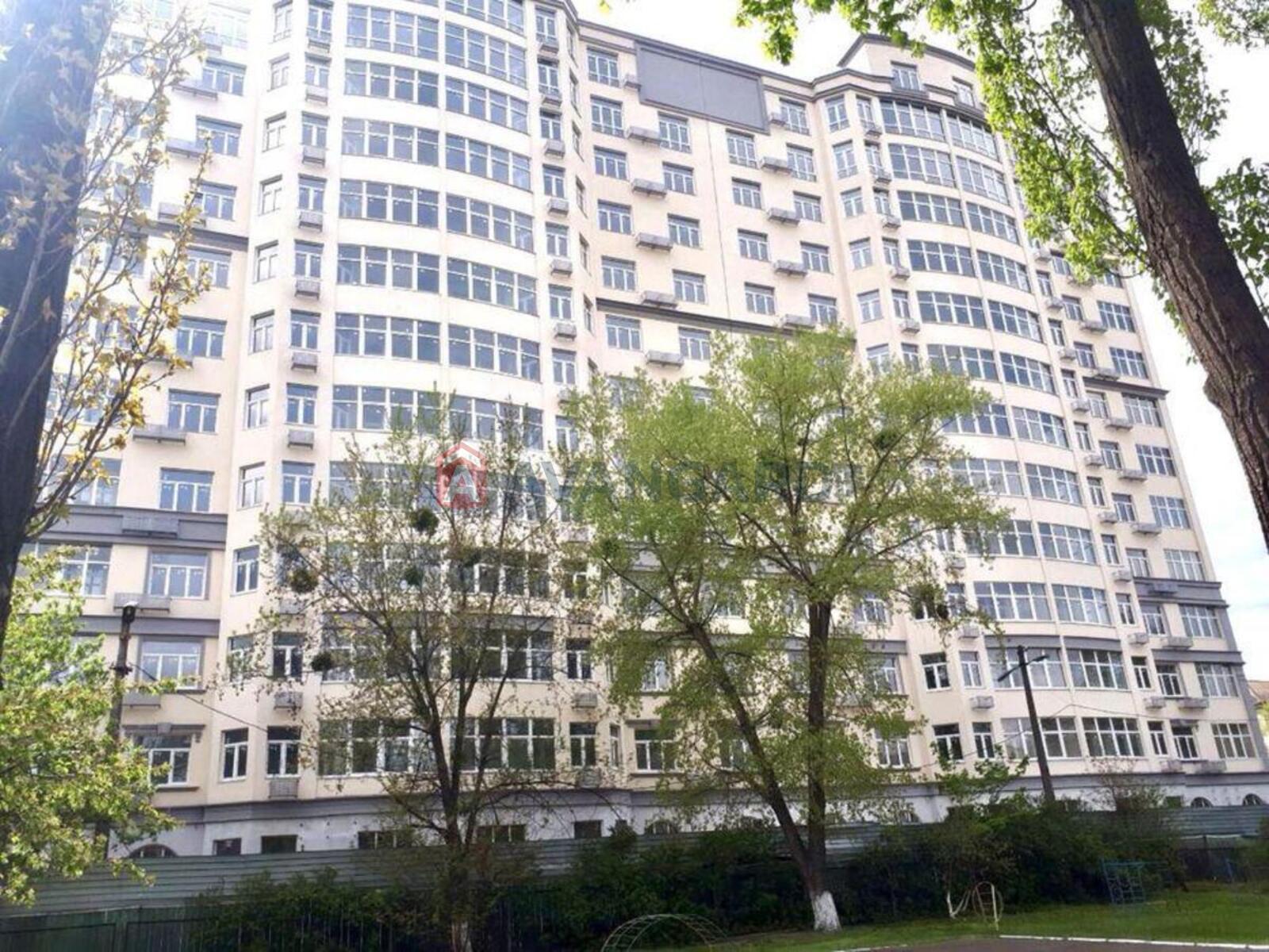 3 ��. ��������, 108/-/14 ��. �., 4/13 ������ ���� 1