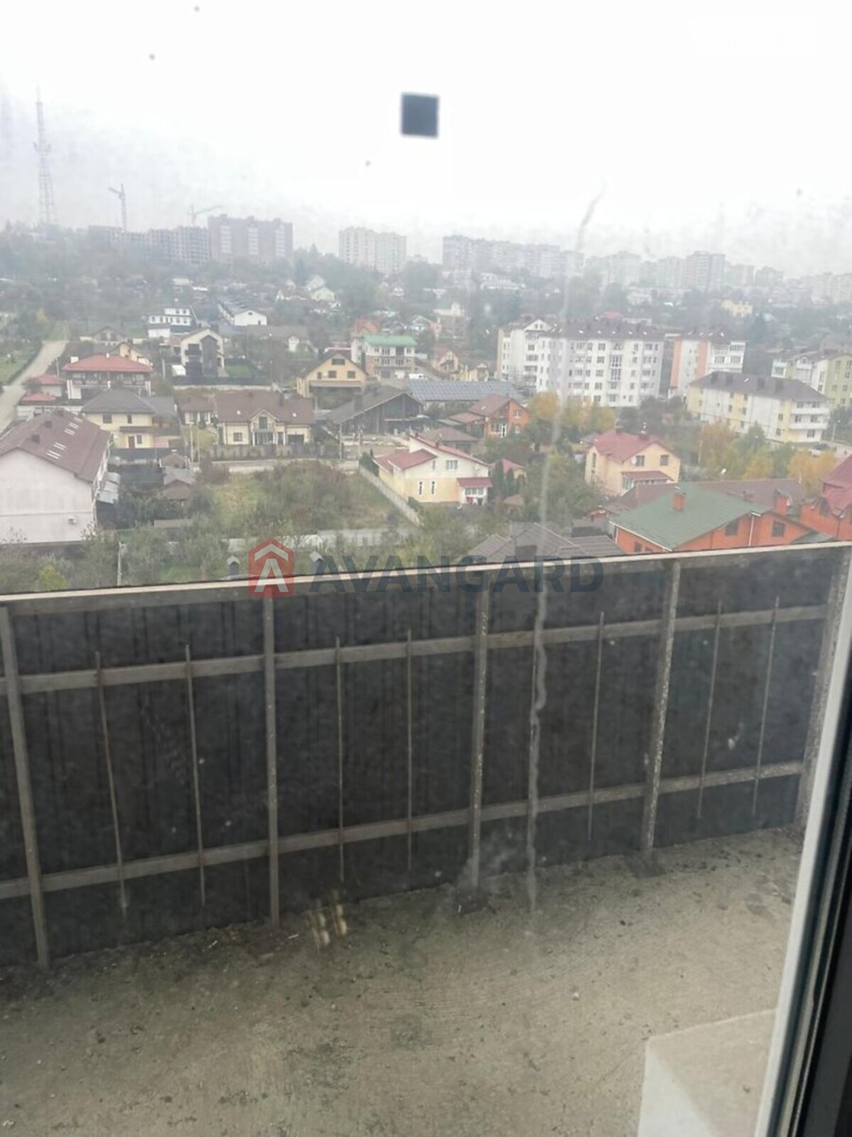 3 ��. ��������, 103/70/12 ��. �., 9/10 ������ ���� 21