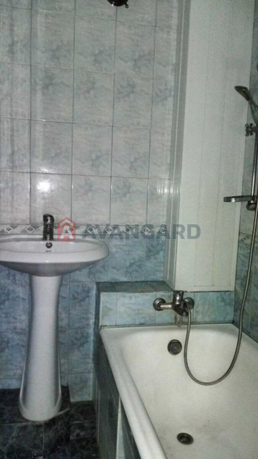 1 ��. ��������, 31/-/7 ��. �., 6/9 ������ ���� 4