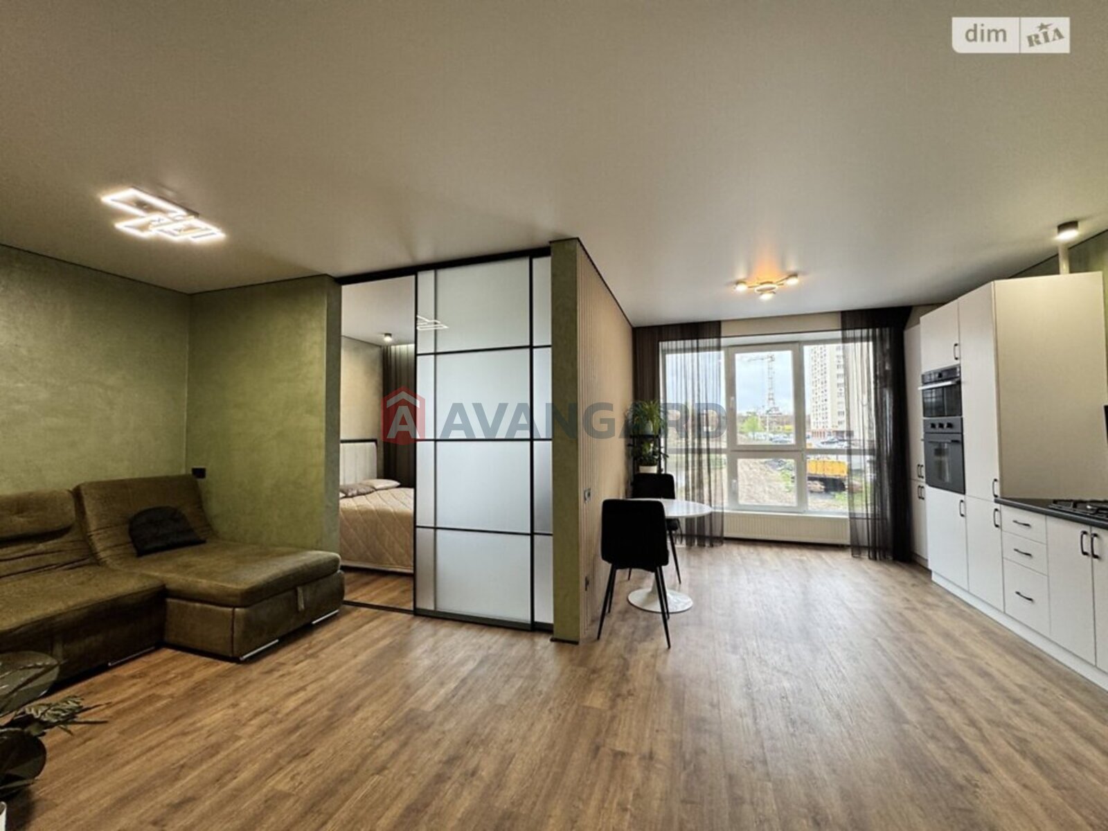 1 ��. ��������, 48/16/16 ��. �., 2/10 ������ ���� 1