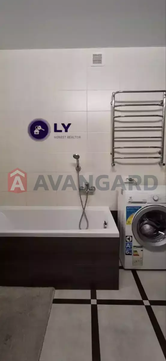 2 ��. ��������, 67/-/15 ��. �., 8/12 ������ ���� 14