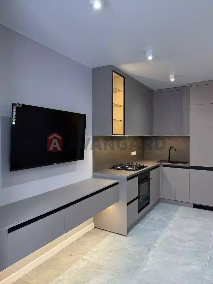 2 ��. ��������, 45/-/- ��. �., 9/10 ������ ���� 4