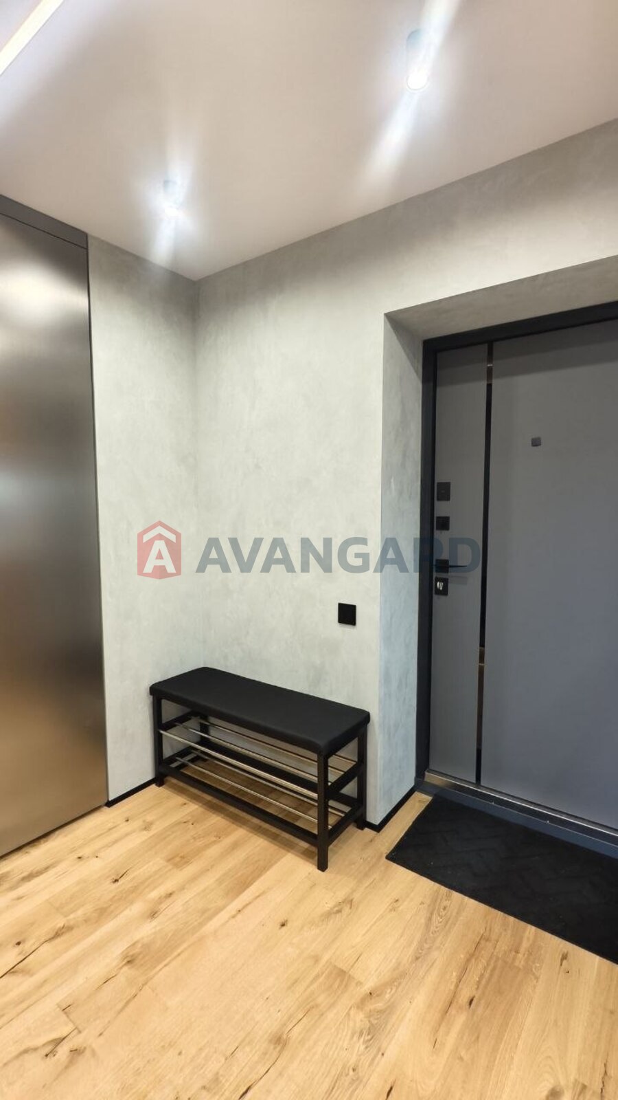 2 ��. ��������, 52/-/18 ��. �., 5/5 ������ ���� 15