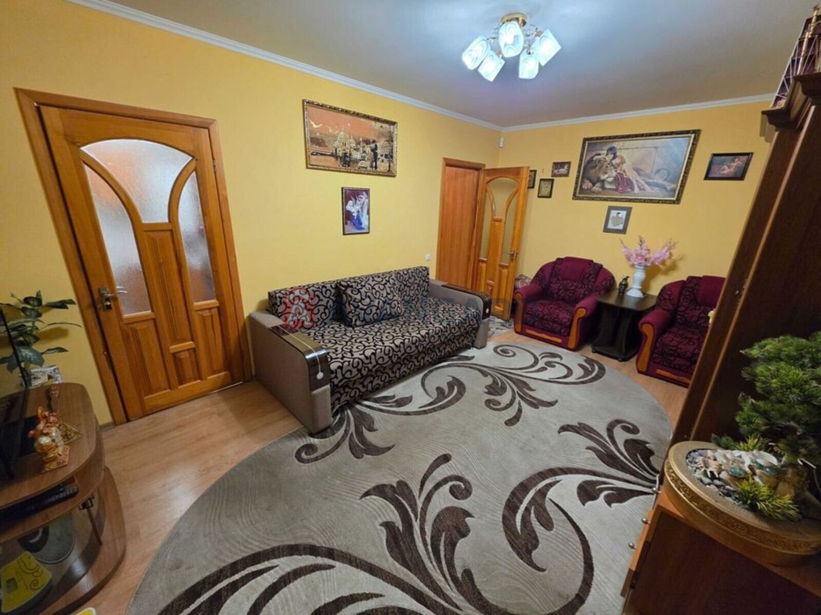 2 комн. квартира, 56/-/8 кв. м., 1/2 этаж фото 5 2 комн. квартира, 56/-/8 кв. м., 1/2 этаж фото 5