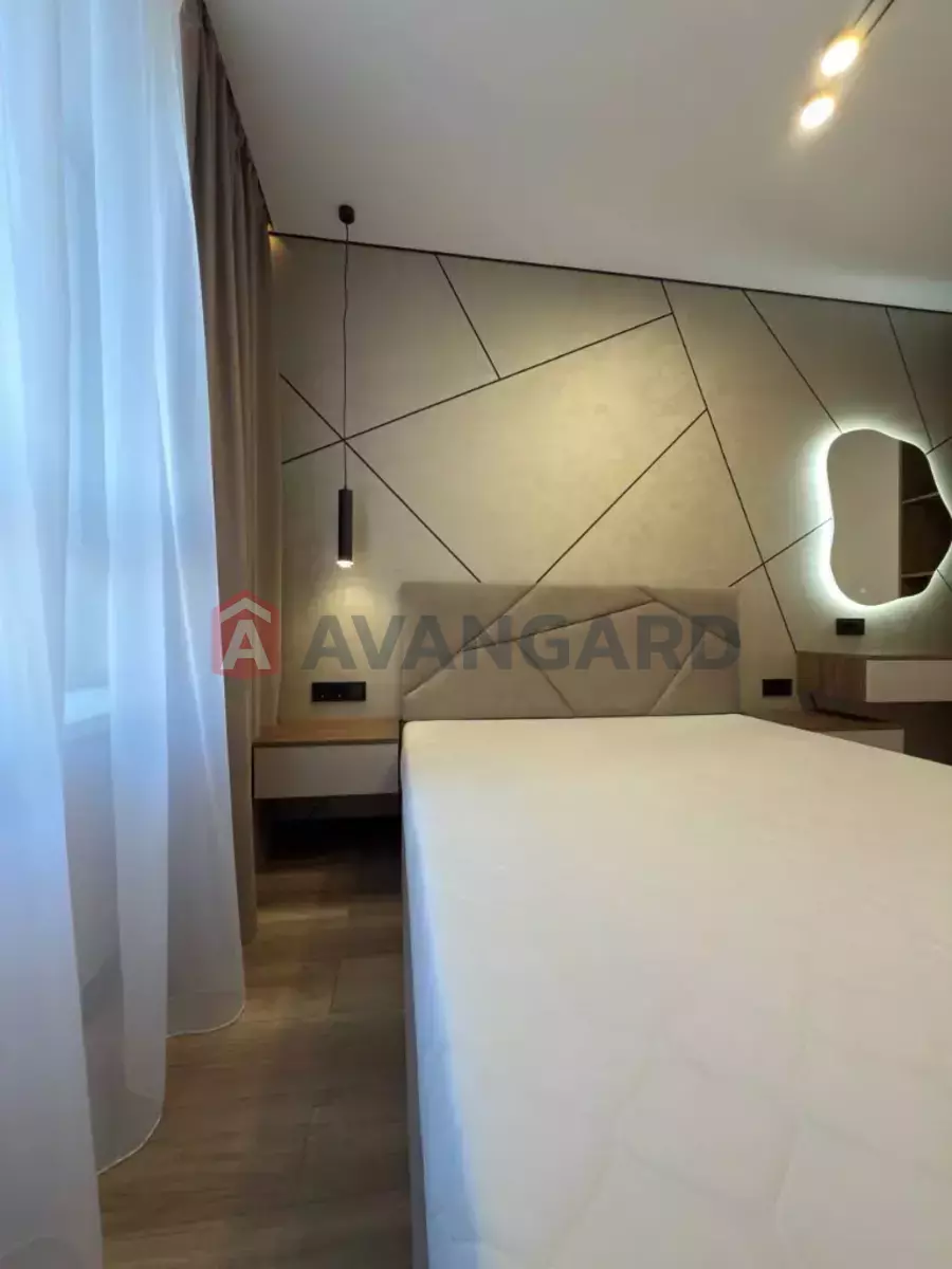 1 ��. ��������, 44/17/18 ��. �., 9/10 ������ ���� 9