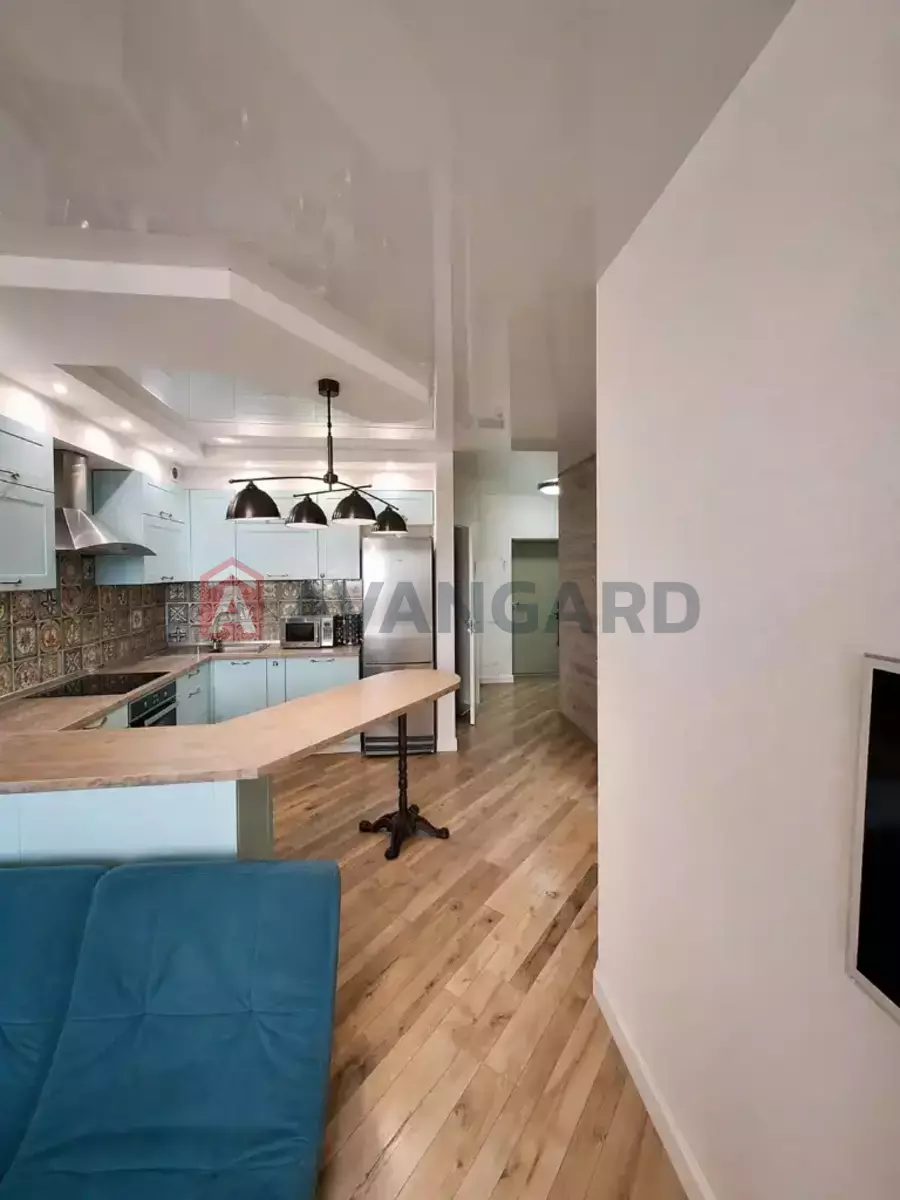 2 ��. ��������, 45/25/15 ��. �., 17/18 ������ ���� 6