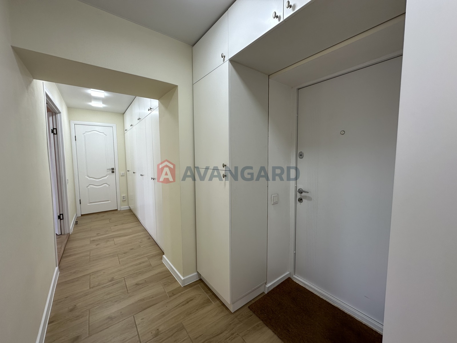 4 ��. ��������, 79/-/7 ��. �., 7/9 ������ ���� 6