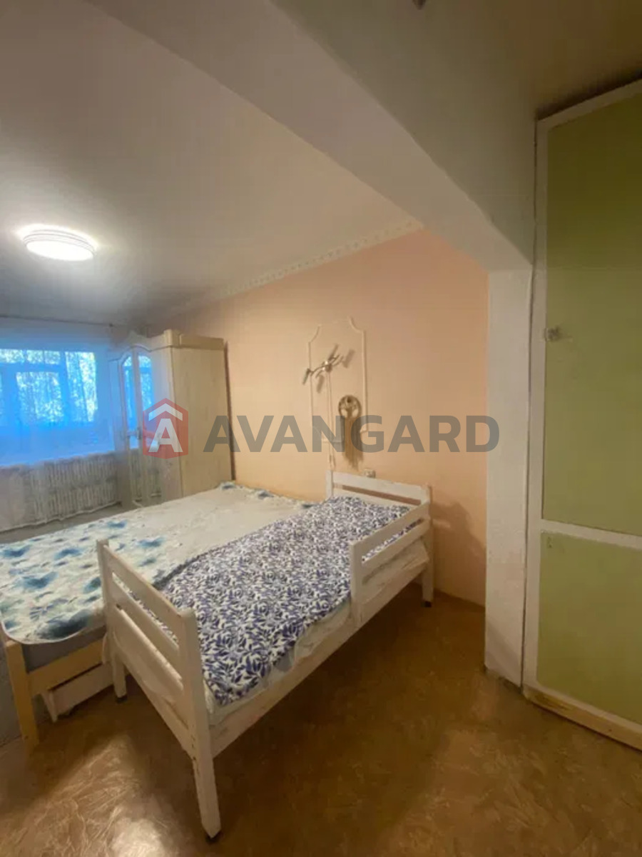 1 ����. ��������, 35/18/6 ��. �., 5/9 ���� ���� 5