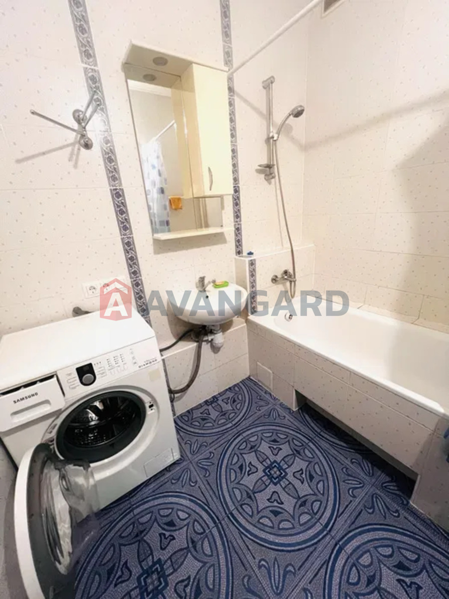 1 ��. ��������, 73/-/11 ��. �., 15/20 ������ ���� 10