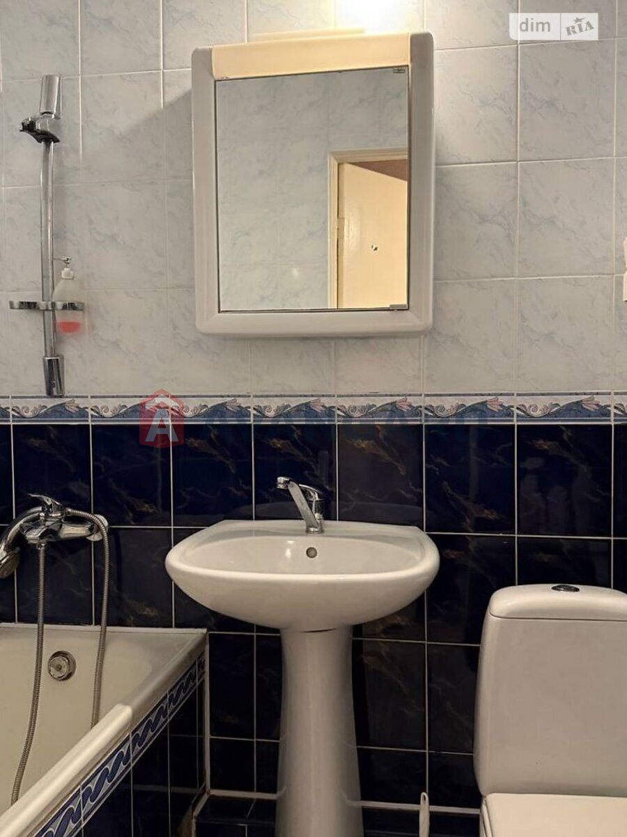 1 ��. ��������, 36/-/8 ��. �., 7/9 ������ ���� 4