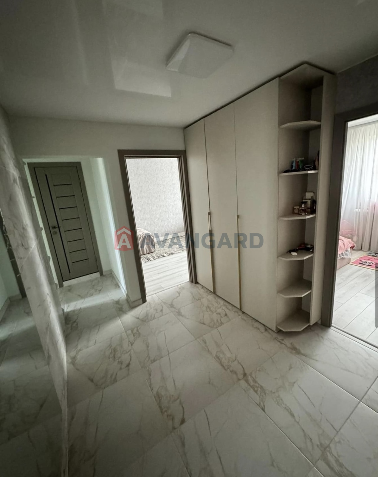 3 ��. ��������, 64/-/8 ��. �., 10/10 ������ ���� 5