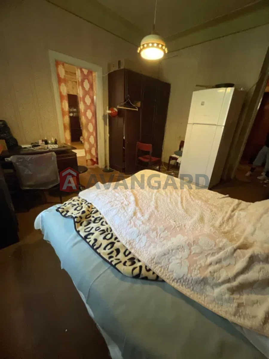 3 ����. ��������, 70/-/9 ��. �., 1/4 ���� ���� 13