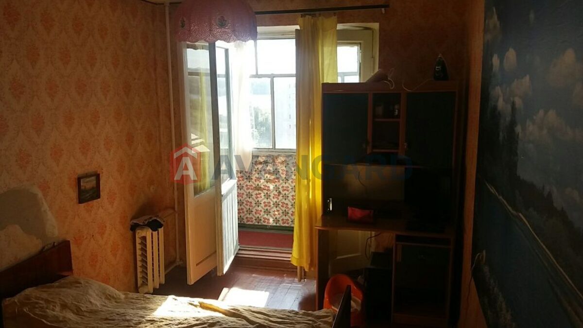 4 . , 82/51/8 . ., 8/9   13